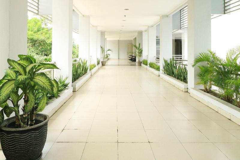Greensa Inn Surabaya Buitenkant foto